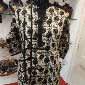 Casual wear short kurti suitable for all ages. Matches with pants, jeans, casual skirts, plazo etc. 3 quarter sleeve.